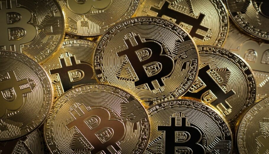 Crypto: Κυριαρχεί το Bitcoin στην αγορά των 2,4 τρισ.