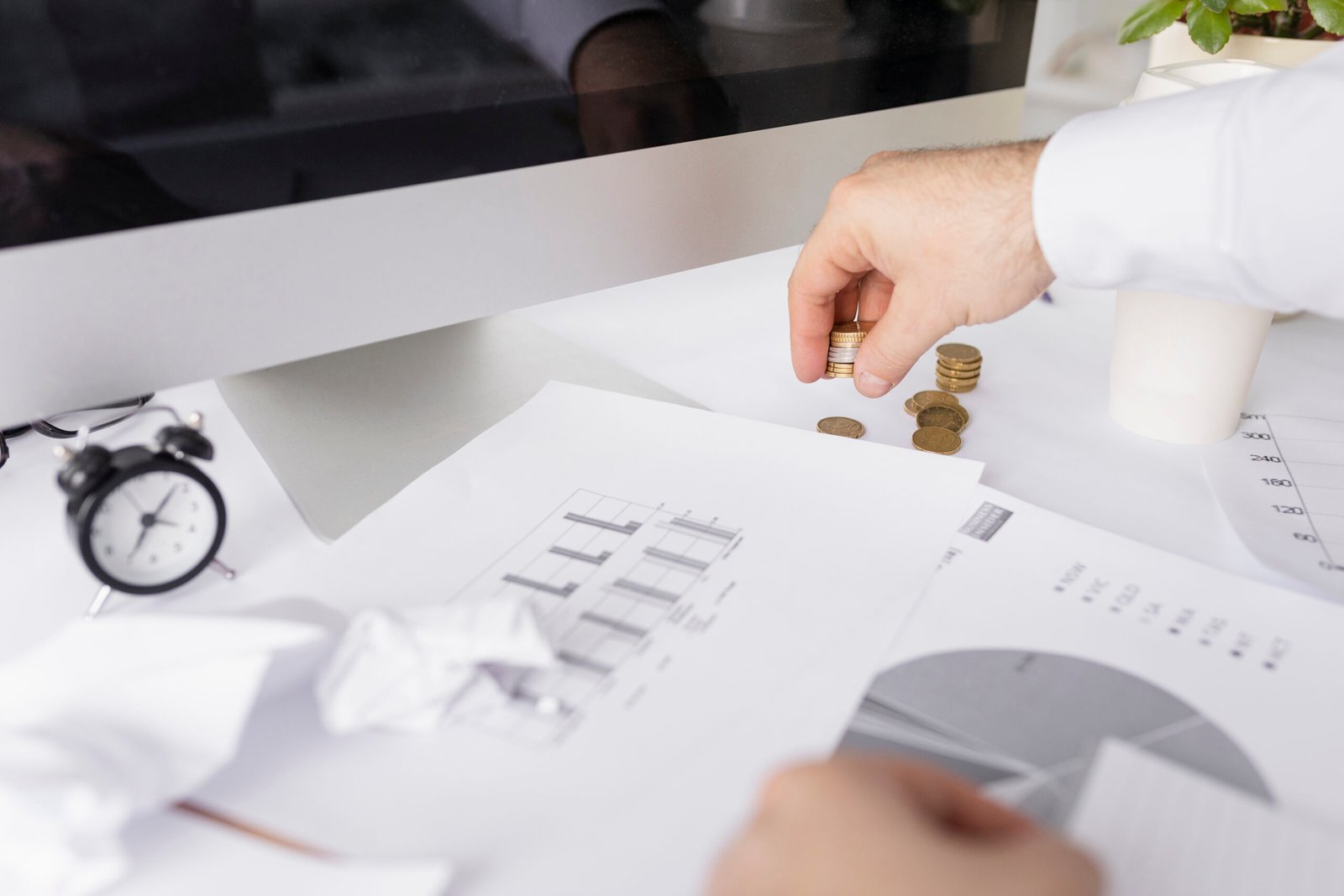 Cost Stickiness: Γιατί τα έξοδα ανεβαίνουν εύκολα αλλά δεν πέφτουν το ίδιο εύκολα όταν μειώνονται οι πωλήσεις